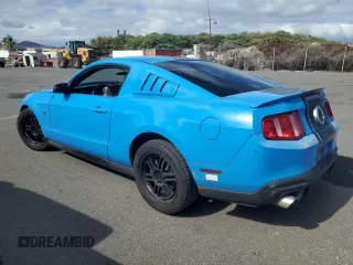 2011 Ford Mustang V6 with VIN 1ZVBP8AM8B5156374, listed as a Copart auction lot 61855985 with 81,403 mi miles and Clean title. Bid and sale history available at DreamBid. Image 2.