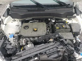 2024 Kia Seltos S z VIN KNDEU2AA4R7591046, wystawiony jako Copart lot #51934525 z przebiegiem 8 362 mil mil oraz Szkoda całkowita • Salvage title. Historia ofert i sprzedaży dostępna na DreamBid. Obrazek 12.