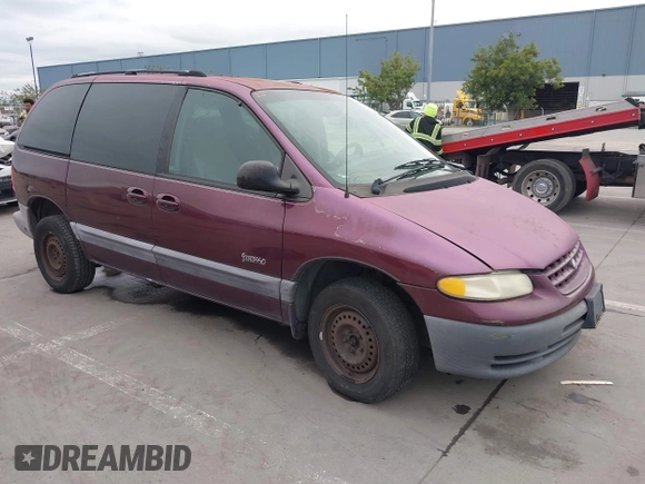1999 Plymouth Voyager z VIN 2P4GP45R8XR382654, wystawiony jako IAAI lot #41576604 z przebiegiem 162 219 mil mil oraz . Historia ofert i sprzedaży dostępna na DreamBid. Obrazek 1.