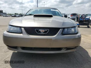 2002 Ford Mustang GT Deluxe z VIN 1FAFP45X02F235247, wystawiony jako Copart lot #57146565 z przebiegiem 213 776 mil mil oraz Czysty tytuł • Clean title. Historia ofert i sprzedaży dostępna na DreamBid. Obrazek 5.