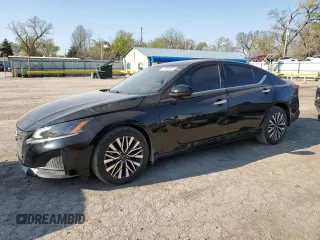 2023 Nissan Altima SV z VIN 1N4BL4DV2PN314023, wystawiony jako Copart lot #51906505 z przebiegiem 52 125 mil mil oraz Szkoda całkowita • Salvage title. Historia ofert i sprzedaży dostępna na DreamBid. Obrazek 1.