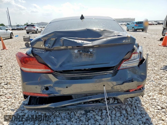 2020 Genesis G70 2.0T z VIN KMTG34LA3LU053274, wystawiony jako Copart lot #57417285 z przebiegiem 89 091 mil mil oraz Szkoda całkowita • Salvage title. Historia ofert i sprzedaży dostępna na DreamBid. Obrazek 6.