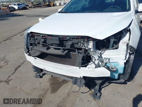 2016 Chevrolet Malibu Limited LT with VIN 1G11C5SA3GF120485, listed as a IAAI auction lot 41861097 with 128,427 mi miles. Bid and sale history available at carsss.com. Image 6.