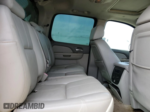 2007 Chevrolet Avalanche LTZ with VIN 3GNFK12Y77G239829, listed as a Copart auction lot 54723615 with 134,383 mi miles and Salvage Title. Bid and sale history available at DreamBid. Image 10.