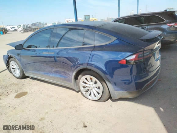 2017 Tesla Model X 90D with VIN 5YJXCDE24HF068368, listed as a Copart auction lot 37420523 with 40997 miles. Bid and sale history available at carsss.com. Image 2.