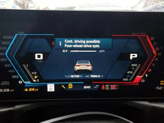 2023 BMW M3 Competition xDrive z VIN WBS43AY05PFP19411, wystawiony jako Copart lot #85955874 z przebiegiem 18 709 mil mil oraz Szkoda całkowita • Salvage title. Historia ofert i sprzedaży dostępna na DreamBid. Obrazek 9.