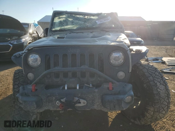 2017 Jeep Wrangler Unlimited Rubicon Recon with VIN 1C4BJWFG1HL717966, listed as a Copart auction lot 75629094 with 86,562 mi miles and Non repairable. Bid and sale history available at DreamBid. Image 5.