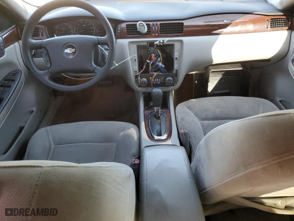 2008 Chevrolet Impala LT with VIN 2G1WT58K881368309, listed as a Copart auction lot 49949225 with 341,256 mi miles and Salvage Title. Bid and sale history available at carsss.com. Image 8.