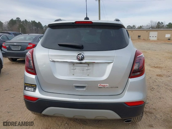 2020 Buick Encore Preferred with VIN KL4CJASBXLB003053, listed as a IAAI auction lot 41688903 with 121,572 mi miles. Bid and sale history available at carsss.com. Image 17.