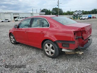 2008 Volkswagen Jetta SE z VIN 3VWRM71K38M014484, wystawiony jako Copart lot #60984555 z przebiegiem 164 334 mil mil oraz Szkoda całkowita • Salvage title. Historia ofert i sprzedaży dostępna na DreamBid. Obrazek 2.