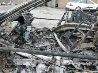 1997 Pontiac Firebird Trans Am z VIN 2G2FV32P4V2210845, wystawiony jako Copart lot #53998015 z przebiegiem Nie podano mil oraz Szkoda całkowita • Salvage title. Historia ofert i sprzedaży dostępna na DreamBid. Obrazek 7.