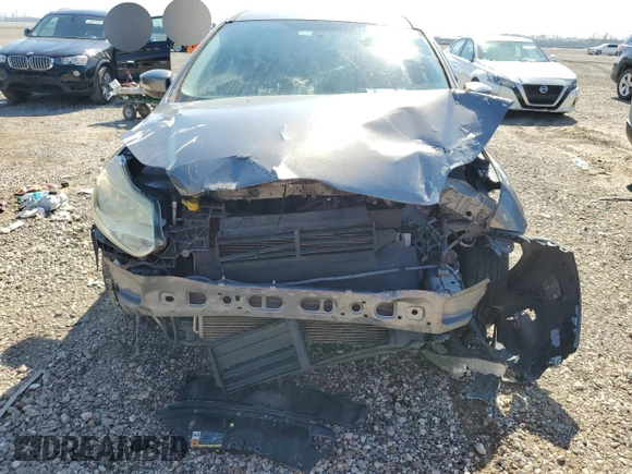 2013 Ford Focus SE with VIN 1FADP3K22DL381079, listed as a Copart auction lot 43721715 with 132,834 mi miles and Salvage Title. Bid and sale history available at carsss.com. Image 5.