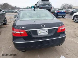 2013 Mercedes-Benz E-Class E 350 Luxury with VIN WDDHF8JB7DA708803, listed as a IAAI auction lot 41559901 with 101,097 mi miles. Bid and sale history available at carsss.com. Image 16.