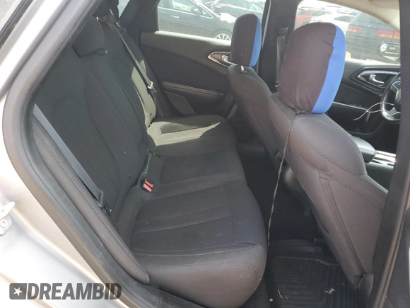 2015 Chrysler 200 Limited with VIN 1C3CCCAB0FN722834, listed as a Copart auction lot 54827095 with 123,244 mi miles and Clean title. Bid and sale history available at DreamBid. Image 10.