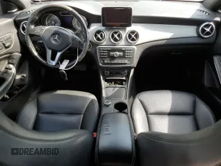 2014 Mercedes-Benz CLA 250 z VIN WDDSJ4EB6EN050814, wystawiony jako Copart lot #54709615 z przebiegiem 85 314 mil mil oraz Szkoda całkowita • Salvage title. Historia ofert i sprzedaży dostępna na DreamBid. Obrazek 8.