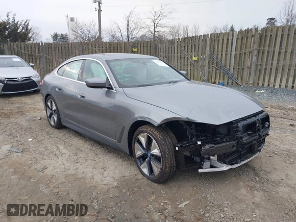 2024 BMW i4 eDrive35 z VIN WBY43AW05RFT22034, wystawiony jako IAAI lot #41545162 z przebiegiem 1499 mil mil oraz . Historia ofert i sprzedaży dostępna na DreamBid. Obrazek 1.