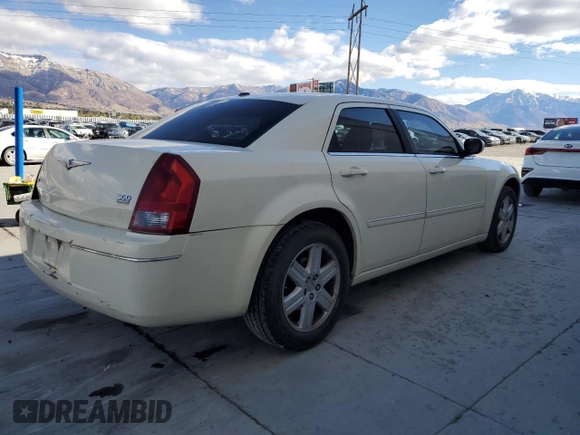 2006 Chrysler 300 Touring with VIN 2C3KK53G46H417283, listed as a Copart auction lot 76683244 with 199,688 mi miles and Salvage Title. Bid and sale history available at carsss.com. Image 3.