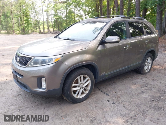 2014 Kia Sorento LX z VIN 5XYKTDA61EG549167, wystawiony jako IAAI lot #42407870 z przebiegiem 40 669 mil mil oraz . Historia ofert i sprzedaży dostępna na DreamBid. Obrazek 2.