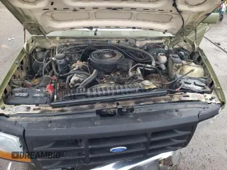 1992 Ford F-250 with VIN 1FTHX26M6NKA32015, listed as a Copart auction lot 87720755 with 226,056 mi miles and Salvage Title. Bid and sale history available at carsss.com. Image 11.