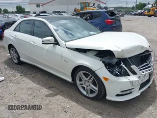 2012 Mercedes-Benz E 350 Luxury с VIN WDDHF8JBXCA631343, выставлен на аукционе IAAI как лот 42291840 с пробегом 80 945 миль миль и . История ставок и продаж доступна на DreamBid. Изображение 1.