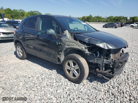 2020 Chevrolet Trax LS with VIN 3GNCJKSB0LL272616, listed as a Copart auction lot 49805015 with 68,958 mi miles and Non Repairable. Bid and sale history available at carsss.com. Image 4.