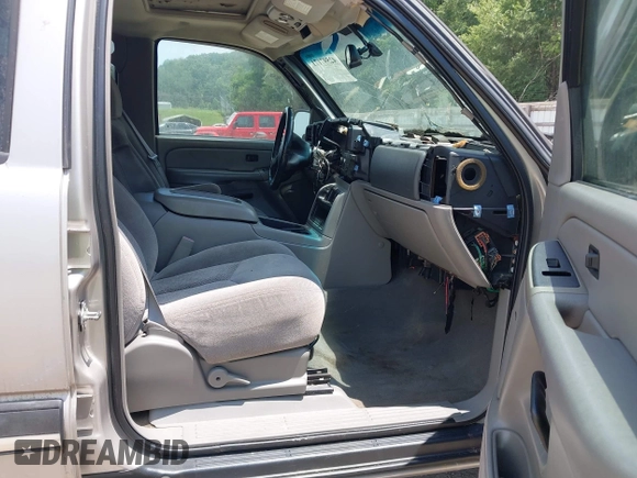 2005 Chevrolet Avalanche LS with VIN 3GNEC12ZX5G274802, listed as a IAAI auction lot 42597171 with Not provided miles and . Bid and sale history available at DreamBid. Image 5.