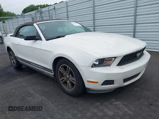 2010 Ford Mustang V6 с VIN 1ZVBP8ENXA5167037, выставлен на аукционе IAAI как лот 42366450 с пробегом 126 678 миль миль и . История ставок и продаж доступна на DreamBid. Изображение 1.