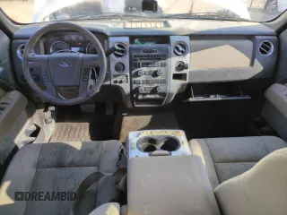 2010 Ford F-150 XL с VIN 1FTFX1EV8AKB58706, выставлен на аукционе Copart как лот 43082425 с пробегом 209 651 миль миль и Списание • Salvage title. История ставок и продаж доступна на DreamBid. Изображение 8.