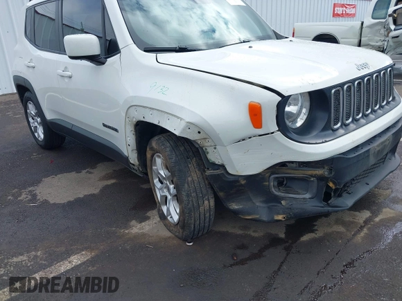 2018 Jeep Renegade Altitude z VIN ZACCJABB0JPJ52125, wystawiony jako IAAI lot #42262220 z przebiegiem 67 857 mil mil oraz . Historia ofert i sprzedaży dostępna na DreamBid. Obrazek 6.