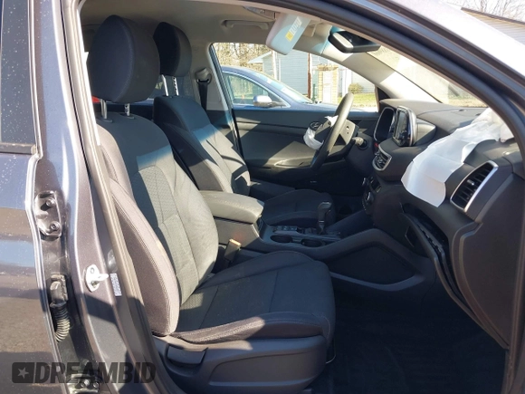 2019 Hyundai Tucson Ultimate with VIN KM8J3CAL2KU841671, listed as a IAAI auction lot 41889660 with 44,779 mi miles. Bid and sale history available at carsss.com. Image 5.