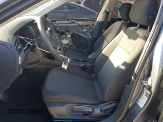 2023 Volkswagen Jetta S z VIN 3VW4M7BU9PM022937, wystawiony jako Copart lot #83599634 z przebiegiem 17 639 mil mil oraz Szkoda całkowita • Salvage title. Historia ofert i sprzedaży dostępna na DreamBid. Obrazek 7.