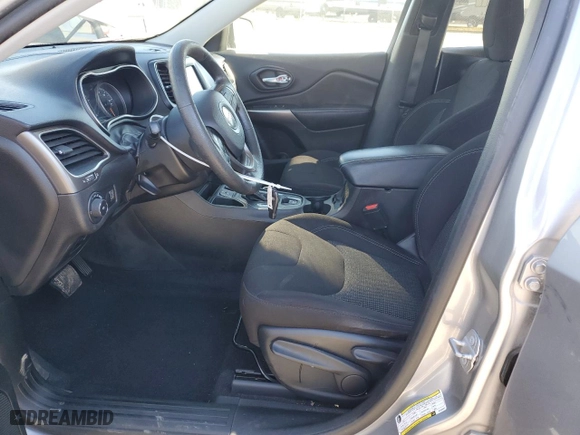2019 Jeep Cherokee Latitude with VIN 1C4PJLCB6KD285423, listed as a Copart auction lot 89021635 with 148,473 mi miles and Salvage Title. Bid and sale history available at carsss.com. Image 7.