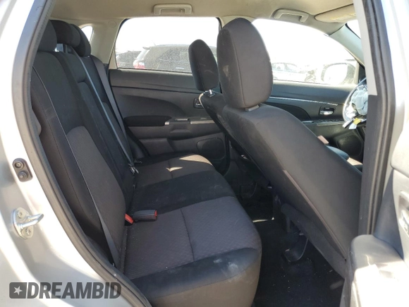 2019 Mitsubishi Outlander SE with VIN JA4AP4AU6KU022258, listed as a Copart auction lot 49253235 with 101,876 mi miles and Salvage title. Bid and sale history available at DreamBid. Image 12.