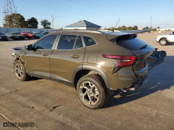 2024 Chevrolet Trax LT with VIN KL77LHE25RC164514, listed as a Copart auction lot 76401064 with 22,706 mi miles and Salvage Title. Bid and sale history available at carsss.com. Image 2.