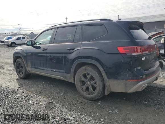 2024 Volkswagen Atlas Peak Edition SE z VIN 1V2CR2CA5RC599779, wystawiony jako Copart lot #49791115 z przebiegiem 25 580 mil mil oraz Szkoda całkowita • Salvage title. Historia ofert i sprzedaży dostępna na DreamBid. Obrazek 2.