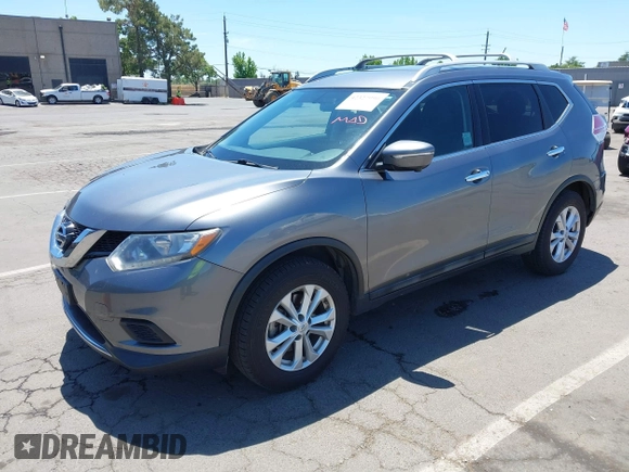 2015 Nissan Rogue SV z VIN 5N1AT2MK1FC853092, wystawiony jako IAAI lot #42327990 z przebiegiem 92 794 mil mil oraz . Historia ofert i sprzedaży dostępna na DreamBid. Obrazek 2.