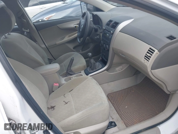 2010 Toyota Corolla с VIN 1NXBU4EE5AZ212570, выставлен на аукционе IAAI как лот 42363981 с пробегом 206 807 миль миль и . История ставок и продаж доступна на DreamBid. Изображение 5.