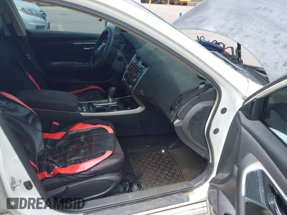 2013 Nissan Altima SV with VIN 1N4AL3AP6DN456737, listed as a IAAI auction lot 42490294 with 61,481 mi miles and . Bid and sale history available at DreamBid. Image 5.
