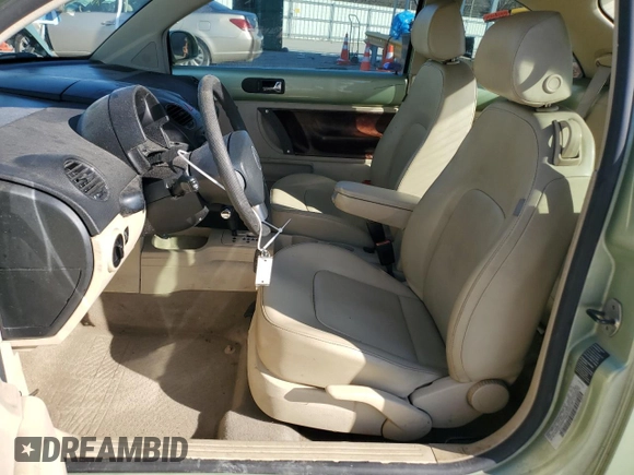 2006 Volkswagen Beetle with VIN 3VWRW31C26M411435, listed as a Copart auction lot 46451285 with 127,828 mi miles and Salvage title. Bid and sale history available at DreamBid. Image 7.