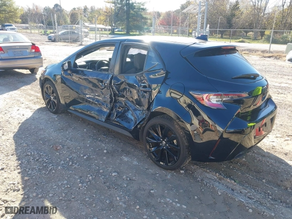 2022 Toyota Corolla Hatchback SE with VIN JTND4MBE7N3159914, listed as a IAAI auction lot 40933687 with 40,585 mi miles. Bid and sale history available at carsss.com. Image 3.