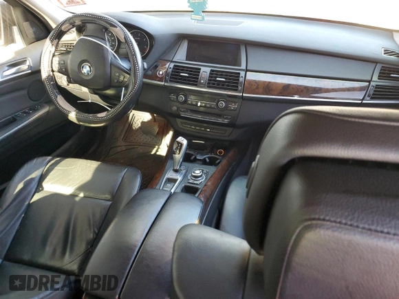 2010 BMW X5 35d with VIN 5UXFF0C52ALJ99955, listed as a Copart auction lot 43161695 with 146,990 mi miles and Clean Title. Bid and sale history available at carsss.com. Image 8.