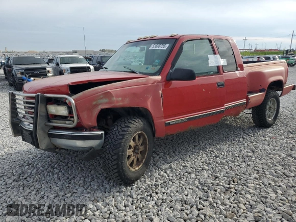 1999 GMC Sierra 2500 z VIN 1GTGK29R3XF020000, wystawiony jako Copart lot #53698755 z przebiegiem 241 366 mil mil oraz Szkody całkowita. Historia ofert i sprzedaży dostępna na DreamBid. Obrazek 1.