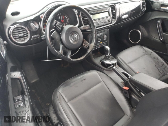 2015 Volkswagen Beetle 1.8T с VIN 3VW517AT5FM814247, выставлен на аукционе Copart как лот 86159494 с пробегом Не указан миль и Списание • Salvage title. История ставок и продаж доступна на DreamBid. Изображение 8.