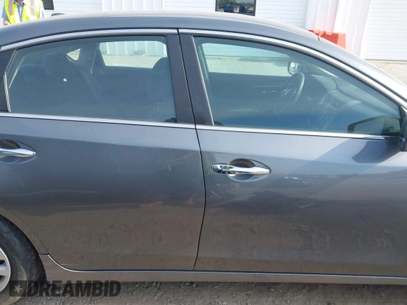 2015 Nissan Altima S with VIN 1N4AL3AP1FN324035, listed as a IAAI auction lot 42005278 with 211,529 mi miles and . Bid and sale history available at DreamBid. Image 13.