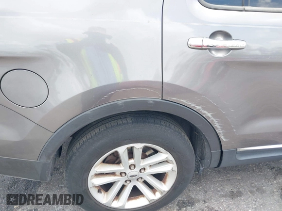 2012 Ford Explorer XLT with VIN 1FMHK7D87CGA23823, listed as a IAAI auction lot 41950792 with 96,860 mi miles and . Bid and sale history available at DreamBid. Image 6.