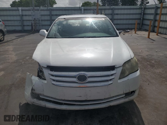 2007 Toyota Avalon XL z VIN 4T1BK36B67U224028, wystawiony jako Copart lot #60448275 z przebiegiem 189 732 mil mil oraz Nie do naprawy • Non repairable. Historia ofert i sprzedaży dostępna na DreamBid. Obrazek 5.