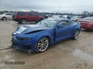 2022 Chevrolet Camaro LT1 with VIN 1G1FF1R79N0129384, listed as a Copart auction lot 45102345 with 42,517 mi miles and Salvage Title. Bid and sale history available at carsss.com. Image 1.