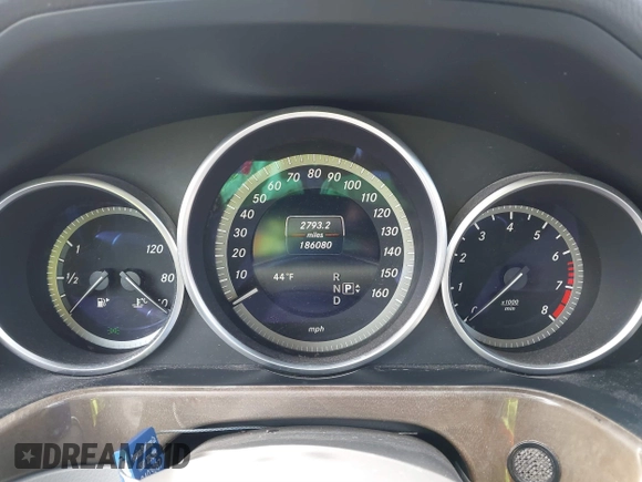 2014 Mercedes-Benz E 350 Sport z VIN WDDHF5KB5EA897885, wystawiony jako IAAI lot #41610599 z przebiegiem 186 080 mil mil oraz . Historia ofert i sprzedaży dostępna na DreamBid. Obrazek 7.