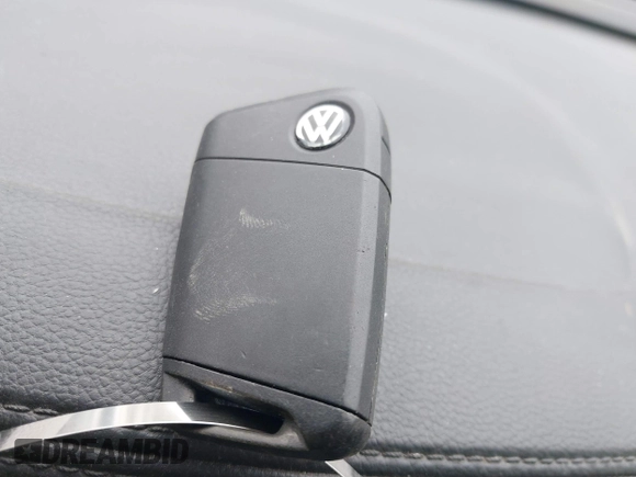 2019 Volkswagen Atlas SE with VIN 1V2WR2CA2KC581212, listed as a IAAI auction lot 41631619 with 122,160 mi miles and . Bid and sale history available at DreamBid. Image 11.