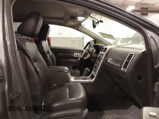 2009 Lincoln MKX with VIN 2LMDU88C79BJ11515, listed as a IAAI auction lot 41927989 with 167,273 mi miles and . Bid and sale history available at DreamBid. Image 5.